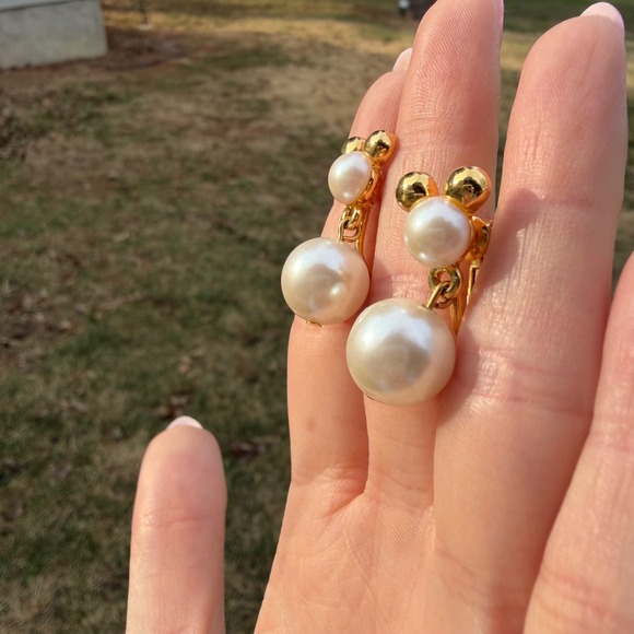 Napier Disney Mickey Mouse Faux Pearl Drop Earrings Gold Tone Screw Back Vintage - Picture 3 of 7